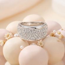 Сребърен пръстен с кристали от Sw® SP649 Crystal Сребърен пръстен с кристали от Sw® SP649 Crystal