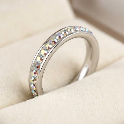 Сребърен пръстен с кристали от Sw®  SP652 AB Crystal