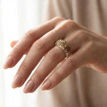 Сребърен пръстен с кристали от Sw® SP653 Gold Topaz Сребърен пръстен с кристали от Sw® SP653 Gold Topaz
