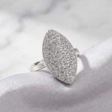 Сребърен пръстен Бадем с кристали от Sw® Crystal Сребърен пръстен Бадем с кристали от Sw® Crystal