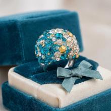 Сребърен пръстен с кристали от Sw® SP681 Blue Zircon and Golden Shadow Сребърен пръстен с кристали от Sw® SP681 Blue Zircon and Golden Shadow
