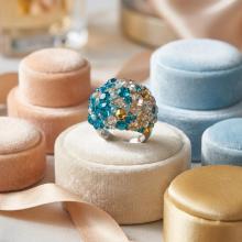 Сребърен пръстен с кристали от Sw® SP681 Blue Zircon and Golden Shadow Сребърен пръстен с кристали от Sw® SP681 Blue Zircon and Golden Shadow