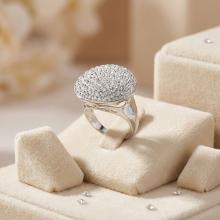 Сребърен пръстен с кристали от Sw® Crystal Сребърен пръстен с кристали от Sw® Crystal