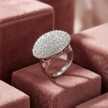 Сребърен пръстен с кристали от Sw® Crystal Сребърен пръстен с кристали от Sw® Crystal