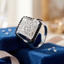 Сребърен пръстен с кристали от Sw® SP687 Black and White