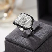 Сребърен пръстен с кристали от Sw® SP687 Black and White