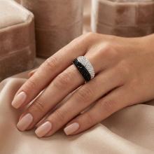 Сребърен пръстен с кристали от Sw® SP701 Black and White Сребърен пръстен с кристали от Sw® SP701 Black and White
