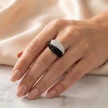 Сребърен пръстен с кристали от Sw® SP701 Black and White Сребърен пръстен с кристали от Sw® SP701 Black and White