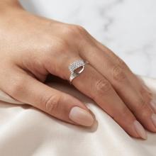 Сребърен пръстен с кристали от Sw® SP702 Crystal
