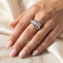 Сребърен пръстен с кристали от Sw® SP703 AB Crystal