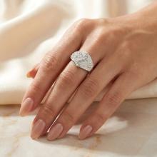 Сребърен пръстен с кристали от Sw® SP708 White Opal and Crystal Сребърен пръстен с кристали от Sw® SP708 White Opal and Crystal