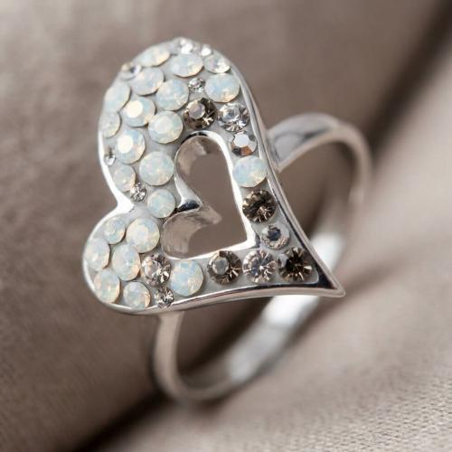 Сребърен Пръстен Сърце С Кристали От Sw® Silver Shade