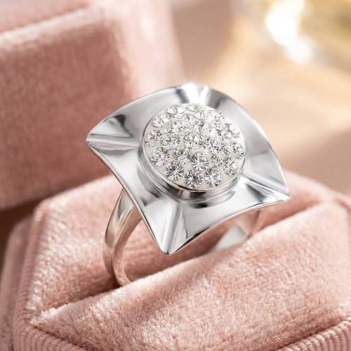 Сребърен пръстен с кристали от Sw® SP713 Crystal