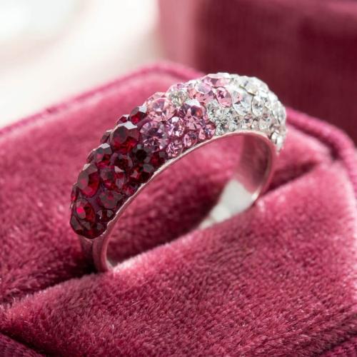 Сребърен пръстен с кристали от Sw® Cynthia Bold Rose