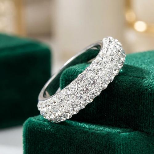 Сребърен пръстен с кристали от Sw® Cynthia Crystal