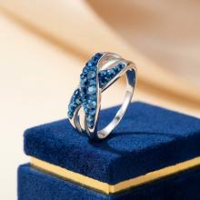 Сребърен пръстен с кристали от Sw® SP719 Metallic Blue Сребърен пръстен с кристали от Sw® SP719 Metallic Blue