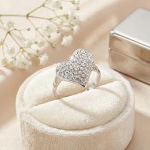 Сребърен пръстен Сърце с кристали от Sw® Crystal Сребърен пръстен Сърце с кристали от Sw® Crystal