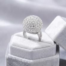 Сребърен пръстен с кристали от Sw® SP602 Crystal