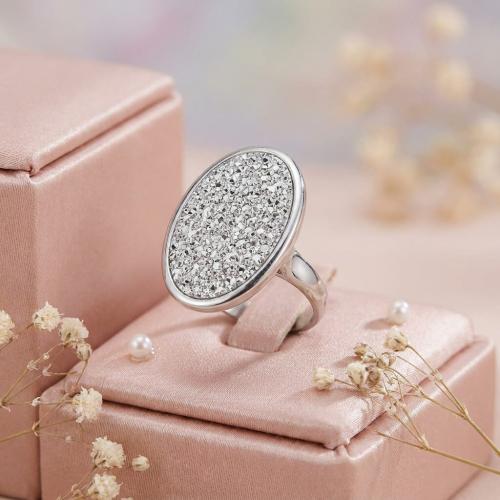 Сребърен пръстен с кристали от Sw® SP604 Crystal