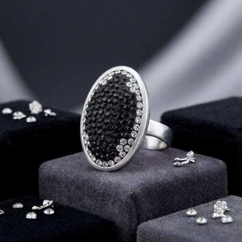 Сребърен пръстен с кристали от Sw® SP604 Black and White