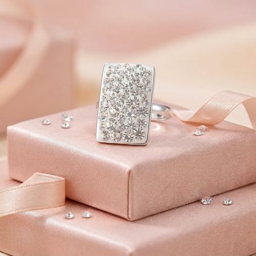Сребърен пръстен с кристали от Sw® Avery Crystal