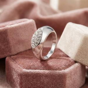 Сребърен пръстен с кристали от Sw® Ivy Crystal