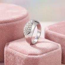 Сребърен пръстен с кристали от Sw® Ivy Crystal