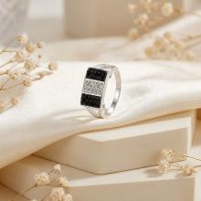 Сребърен пръстен с кристали от Sw® SP612 Black and White Сребърен пръстен с кристали от Sw® SP612 Black and White