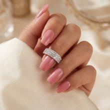 Сребърен пръстен с кристали от Sw® Mila Crystal Сребърен пръстен с кристали от Sw® Mila Crystal