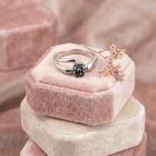 Сребърен пръстен с кристали от Sw® Ayla Hematite