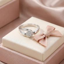 Сребърен пръстен с кристали от Sw® Ayla Crystal Сребърен пръстен с кристали от Sw® Ayla Crystal