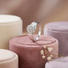 Сребърен пръстен с кристали от Sw® Lyla Crystal