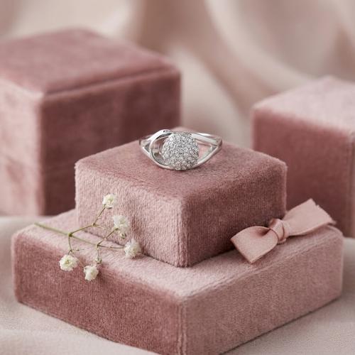 Сребърен пръстен с кристали от Sw®  SP618