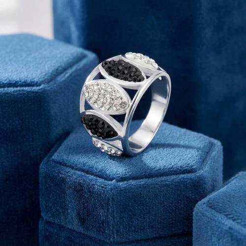 Сребърен пръстен с кристали от Sw®  SP620 Black and White