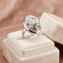 Сребърен пръстен с кристали от Sw® SP622 Silver Shade Сребърен пръстен с кристали от Sw® SP622 Silver Shade