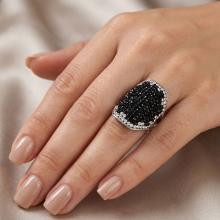 Сребърен пръстен с кристали от Sw® Josie Black and White Сребърен пръстен с кристали от Sw® Josie Black and White