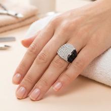 Сребърен пръстен с кристали от Sw® SP632 Black and White Сребърен пръстен с кристали от Sw® SP632 Black and White