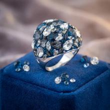 Сребърен пръстен с кристали от Sw® Ocean Royal Сребърен пръстен с кристали от Sw® Ocean Royal