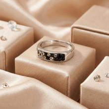 Сребърен пръстен с кристали от Sw® SP638 Black Diamond and Jet Сребърен пръстен с кристали от Sw® SP638 Black Diamond and Jet