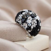 Сребърен пръстен с кристали от Sw®  SP654 Black Marquise