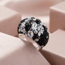 Сребърен пръстен с кристали от Sw®  SP654 Black Marquise