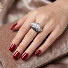 Сребърен пръстен с кристали от Sw® SP654 Big Pearl