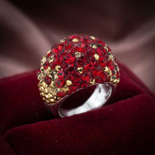 Сребърен пръстен с кристали от Sw® SP654 Golden Red