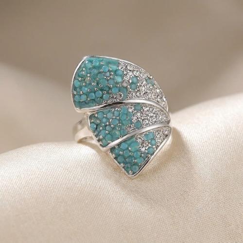 Сребърен пръстен с кристали от Sw® SP658 Pasific Opal and Crystal
