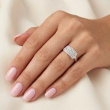 Сребърен пръстен с кристали от Sw® SP659 Crystal