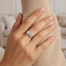 Сребърен пръстен с кристали от Sw® SP659 Crystal