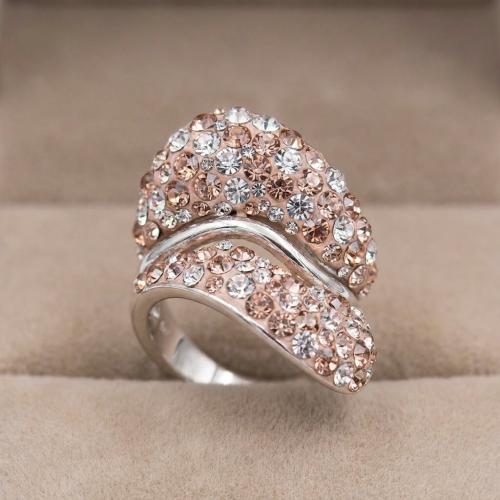 Сребърен пръстен с кристали от Sw® SP663 Peach Gold