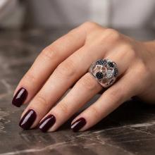 Сребърен пръстен с кристали от Sw®  SP666