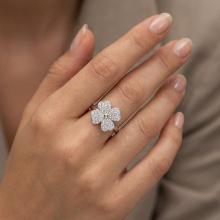 Сребърен пръстен Четирилистна детелина с кристали от Sw® Crystal