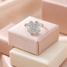 Сребърен пръстен Четирилистна детелина с кристали от Sw® Crystal